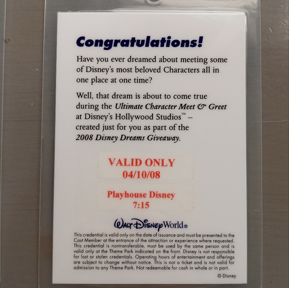 Disney World Year of A Million Dreams Pass and Book of 15 Character Signatures - Picture 3 of 13